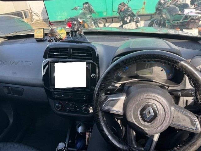 Second-hand 2021 Renault KWID 1.0 RXT Opt for sale in Jalandhar-6