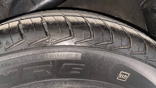 Second-hand 2014 Hyundai i10 Sportz 1.1L for sale in Chennai-33