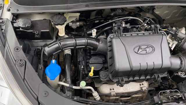 Second-hand 2014 Hyundai i10 Sportz 1.1L for sale in Chennai-29