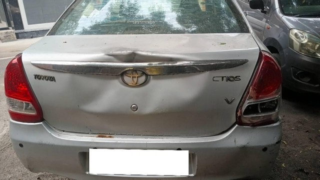 Second-hand 2011 Toyota Etios VX for sale in New Delhi-7