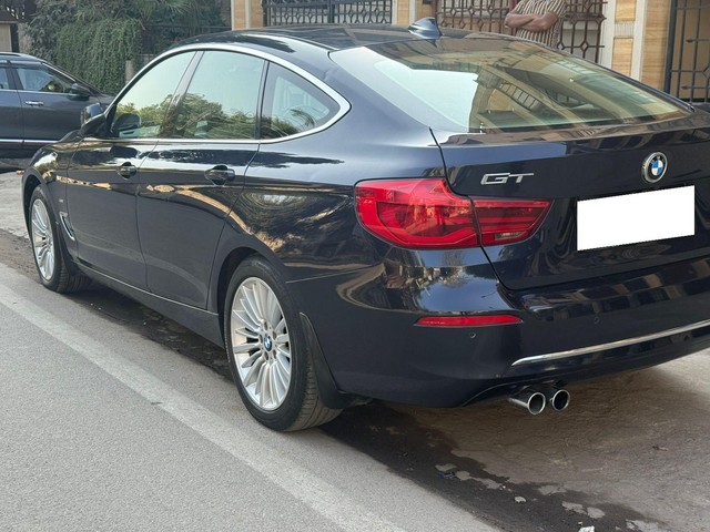Second-hand 2017 BMW 3 Series 330i GT Luxury Line for sale in New Delhi-14