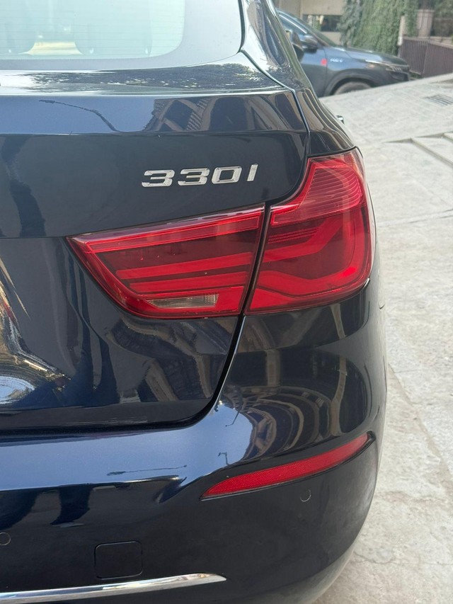 Second-hand 2017 BMW 3 Series 330i GT Luxury Line for sale in New Delhi-15