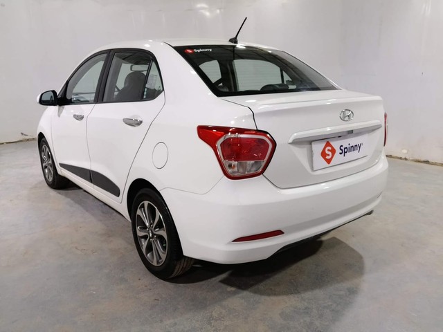 Second-hand 2014 Hyundai Xcent Petrol for sale in Kochi-5