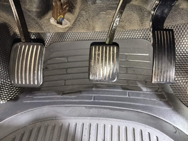 Second-hand 2014 Hyundai Xcent Petrol for sale in Kochi-14