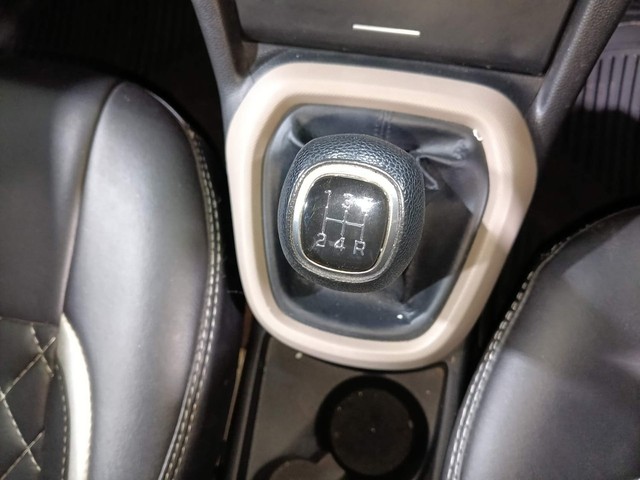 Second-hand 2014 Hyundai Xcent Petrol for sale in Kochi-12