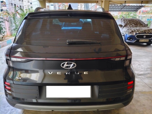 Hyundai Venue SX Diesel Second-hand 2024 Hyundai Venue SX Diesel for sale in Visakhapatnam-2