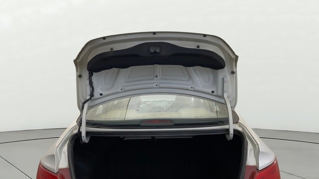 Second-hand 2017 Hyundai Verna 1.6 VTVT SX Option for sale in Gurgaon-20