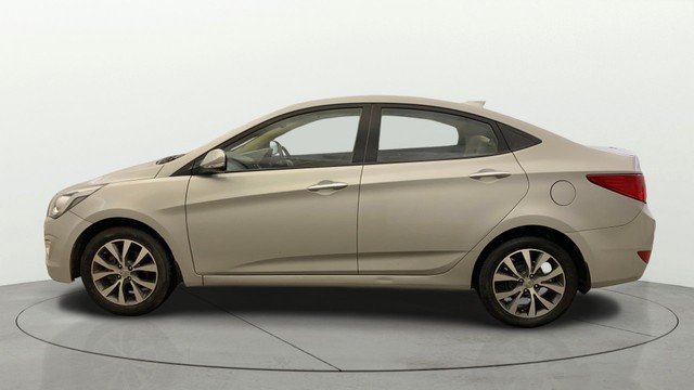 Second-hand 2017 Hyundai Verna 1.6 VTVT SX Option for sale in Gurgaon-5