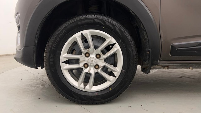 Second-hand 2022 Renault Triber RXT for sale in Chandigarh-20