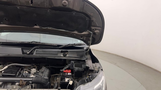 Second-hand 2022 Renault Triber RXT for sale in Chandigarh-33