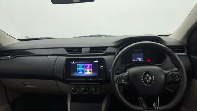 Second-hand 2022 Renault Triber RXT for sale in Chandigarh-11