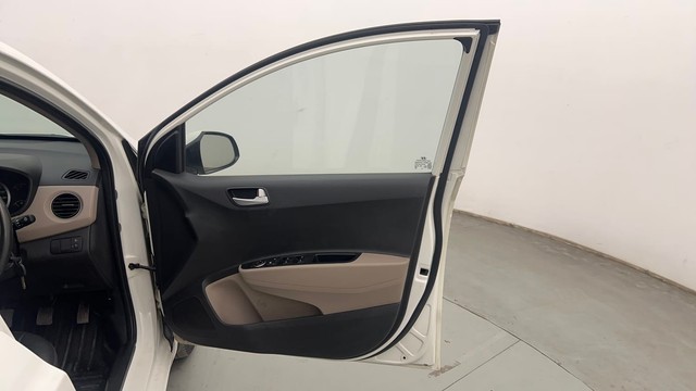 Second-hand 2017 Hyundai Grand i10 1.2 Kappa Sportz Option for sale in Chandigarh-16