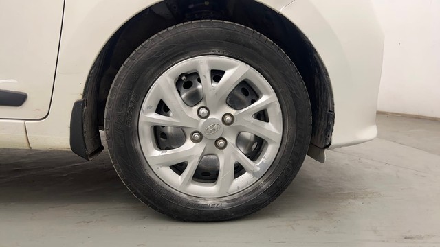 Second-hand 2017 Hyundai Grand i10 1.2 Kappa Sportz Option for sale in Chandigarh-17