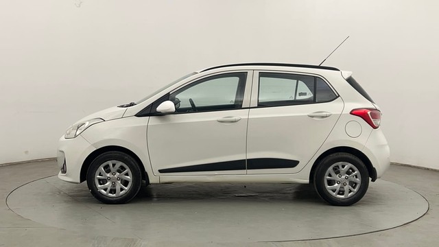 Second-hand 2017 Hyundai Grand i10 1.2 Kappa Sportz Option for sale in Chandigarh-6