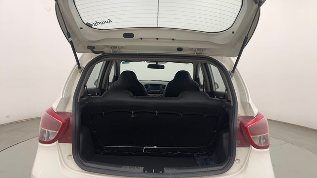 Second-hand 2017 Hyundai Grand i10 1.2 Kappa Sportz Option for sale in Chandigarh-9