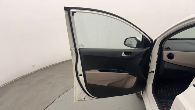 Second-hand 2017 Hyundai Grand i10 1.2 Kappa Sportz Option for sale in Chandigarh-35