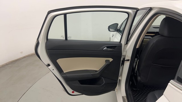 Second-hand 2023 Skoda Slavia 1.0 TSI Style AT BSVI for sale in Chandigarh-23