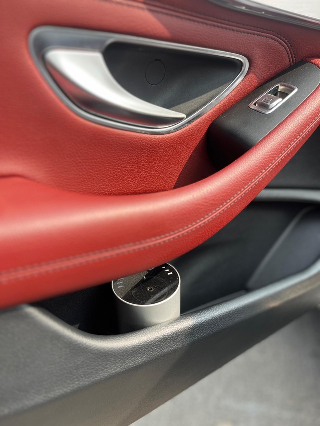 Second-hand 2019 Mercedes-Benz C-Class C300 Cabriolet for sale in Mumbai-17