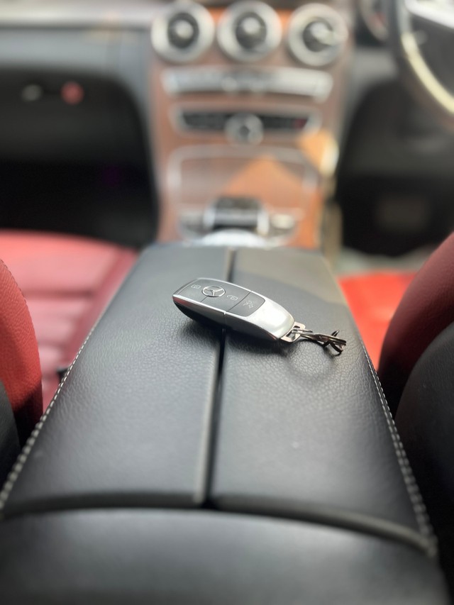 Second-hand 2019 Mercedes-Benz C-Class C300 Cabriolet for sale in Mumbai-14