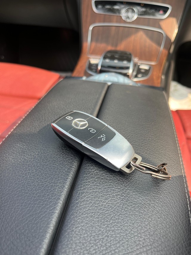 Second-hand 2019 Mercedes-Benz C-Class C300 Cabriolet for sale in Mumbai-54