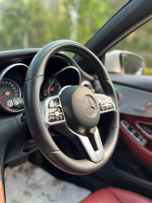Second-hand 2019 Mercedes-Benz C-Class C300 Cabriolet for sale in Mumbai-23