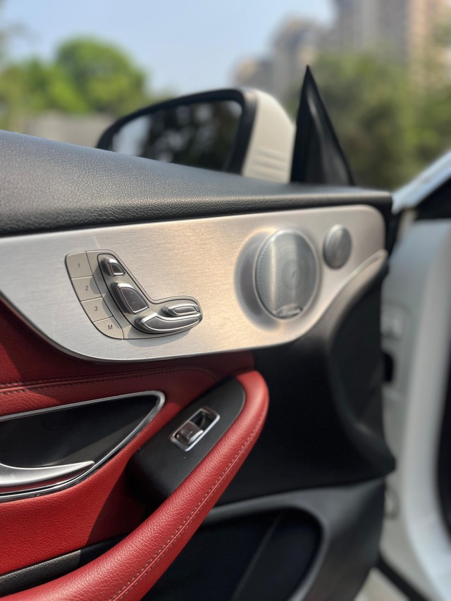 Second-hand 2019 Mercedes-Benz C-Class C300 Cabriolet for sale in Mumbai-53