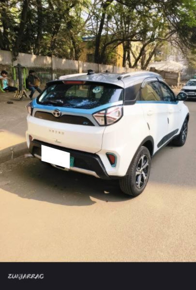 Second-hand 2022 Tata Nexon EV XZ Plus for sale in Navi Mumbai-7