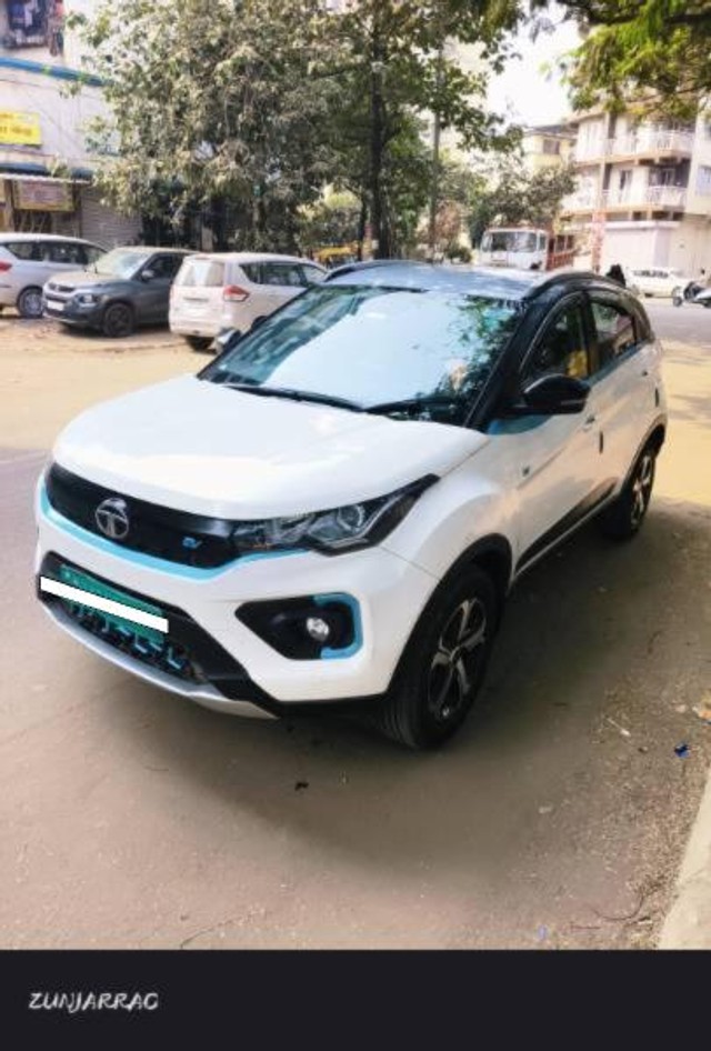 Second-hand 2022 Tata Nexon EV XZ Plus for sale in Navi Mumbai-4