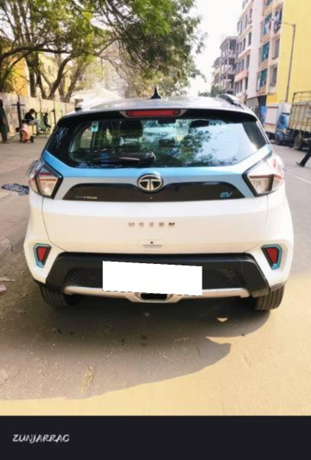 Second-hand 2022 Tata Nexon EV XZ Plus for sale in Navi Mumbai-2