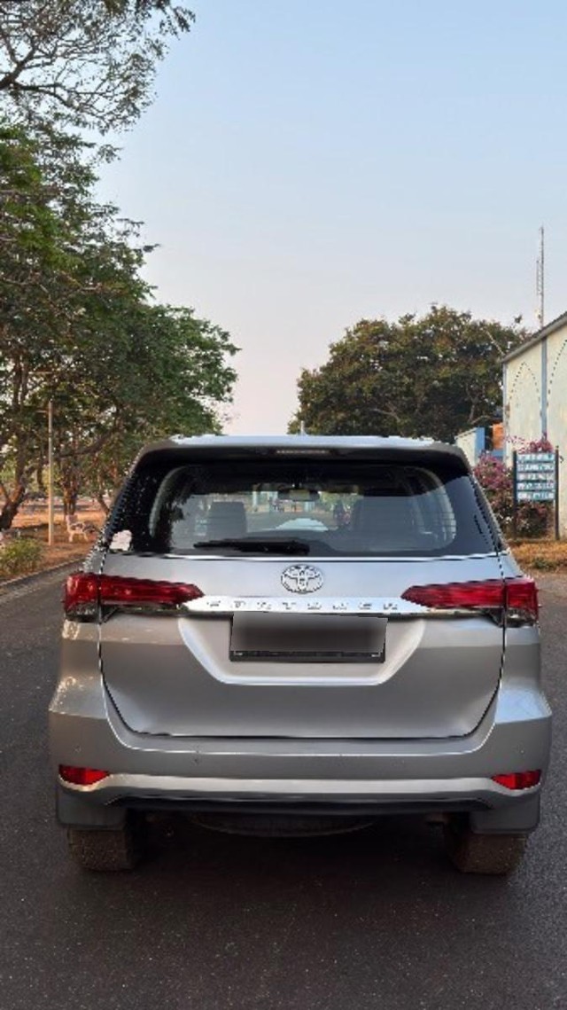 Second-hand 2019 Toyota Fortuner 2.8 2WD MT BSIV for sale in Uttara Kannada-1