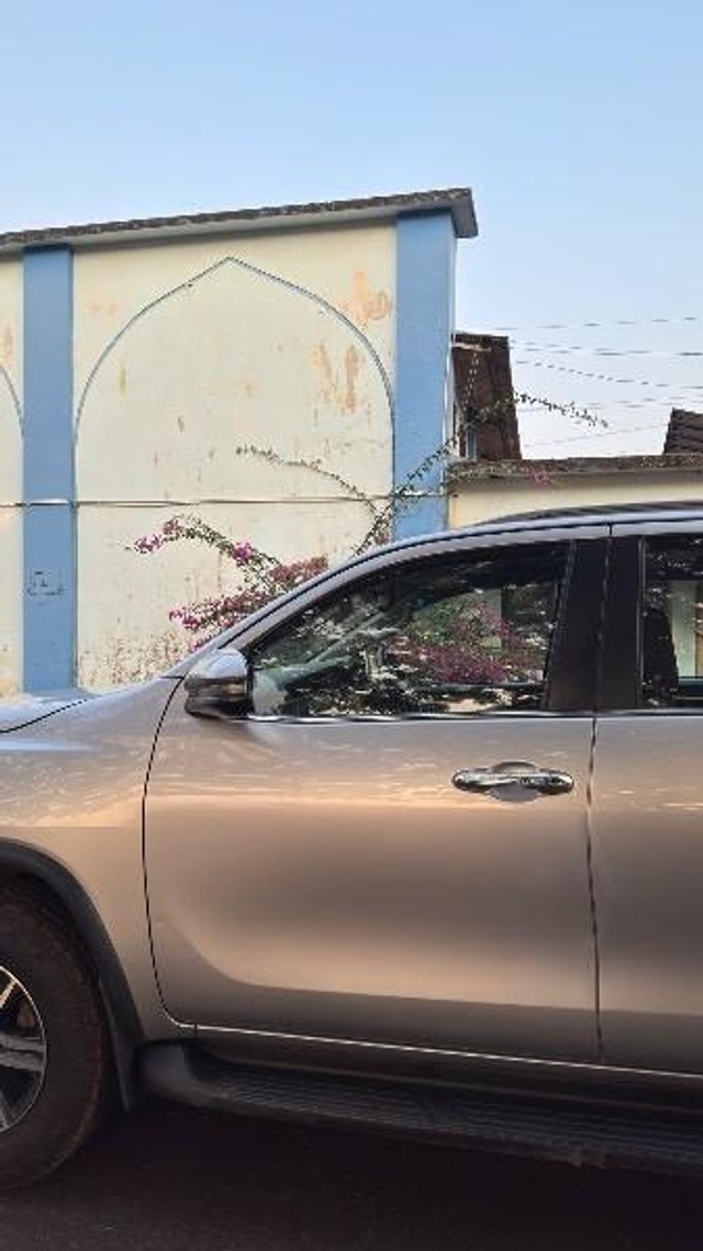 Second-hand 2019 Toyota Fortuner 2.8 2WD MT BSIV for sale in Uttara Kannada-14