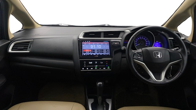 Second-hand 2017 Honda Jazz 1.2 V AT i VTEC for sale in Chennai-10