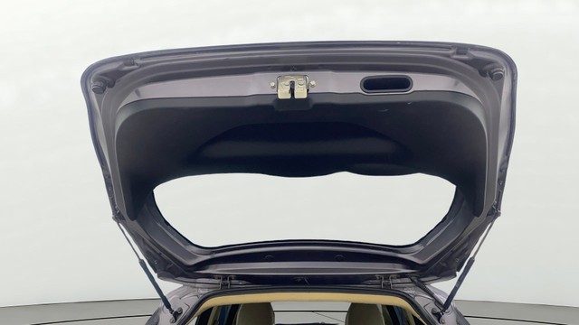 Second-hand 2017 Honda Jazz 1.2 V AT i VTEC for sale in Chennai-20