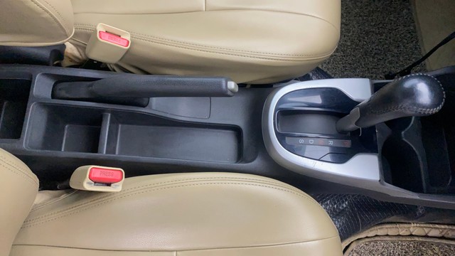 Second-hand 2017 Honda Jazz 1.2 V AT i VTEC for sale in Chennai-13