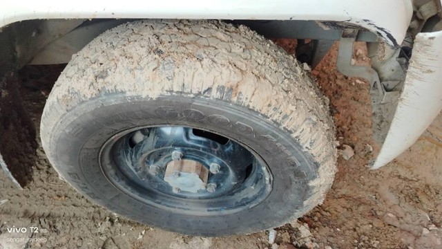 Second-hand 2013 Mahindra Bolero SLX for sale in Jhansi-8