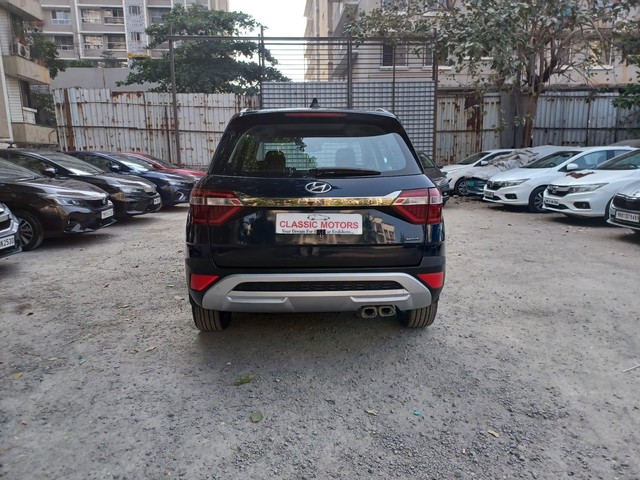 Second-hand 2022 Hyundai Alcazar Signature Diesel AT for sale in Mumbai-2