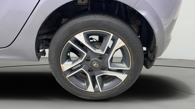 Second-hand 2019 Tata Tiago XZ Plus for sale in Kochi-26