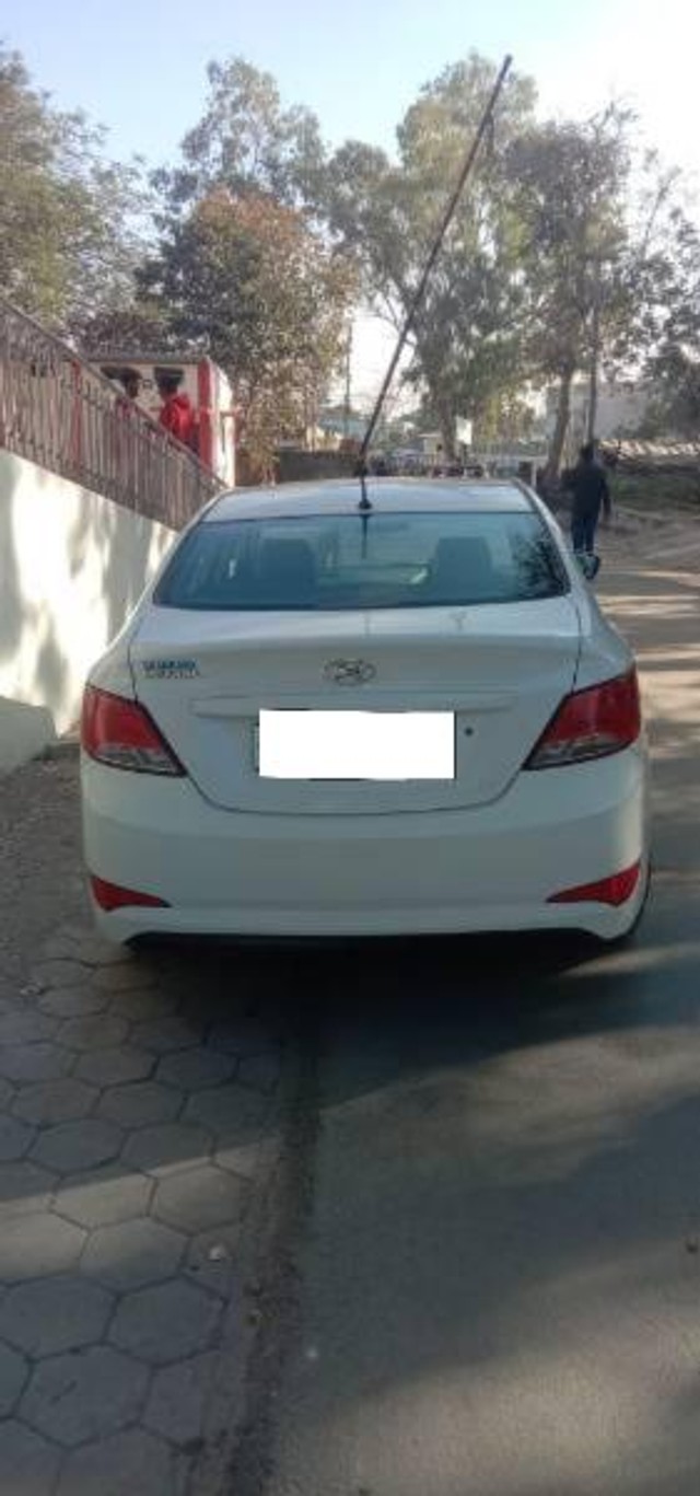 Hyundai Verna 1.4 VTVT Second-hand 2017 Hyundai Verna 1.4 VTVT for sale in Korba-3