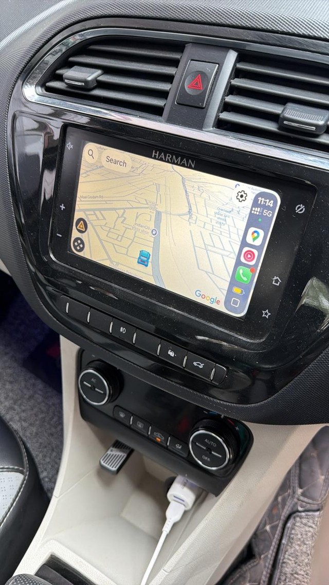 Second-hand 2022 Tata Tigor XZA Plus AMT BSVI for sale in Ratlam-4