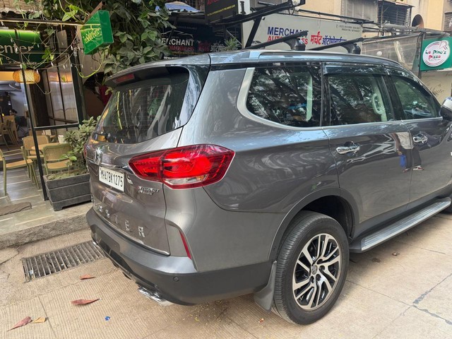 Second-hand 2023 MG Gloster Savvy 4x4 7Str for sale in Mumbai-3