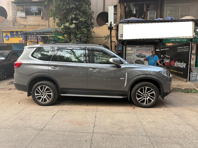 Second-hand 2023 MG Gloster Savvy 4x4 7Str for sale in Mumbai-4