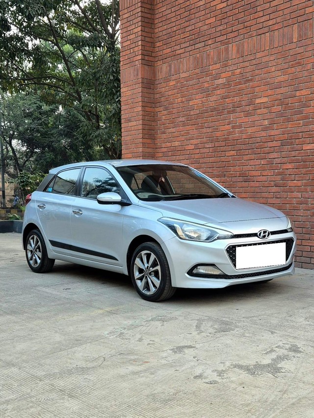 Hyundai i20 1.2 Anniversary Edition Second-hand 2015 Hyundai i20 1.2 Anniversary Edition for sale in Nashik-7