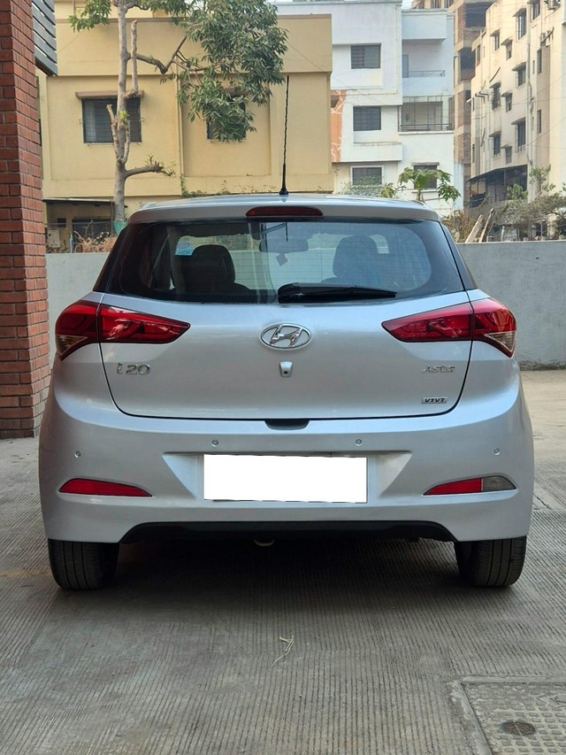 Hyundai i20 1.2 Anniversary Edition Second-hand 2015 Hyundai i20 1.2 Anniversary Edition for sale in Nashik-2