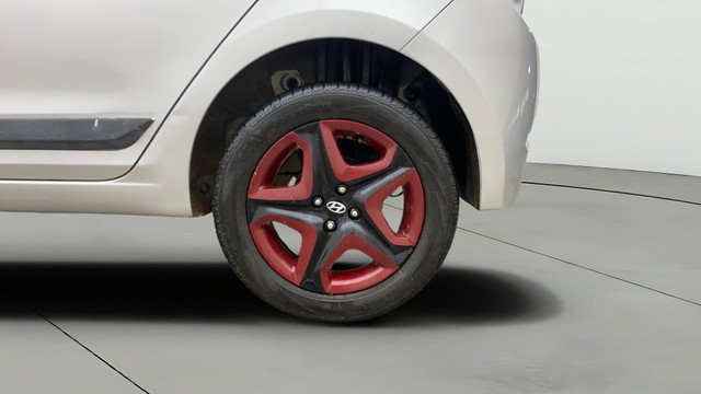 Second-hand 2017 Hyundai i20 Asta 1.4 CRDi for sale in Hyderabad-28