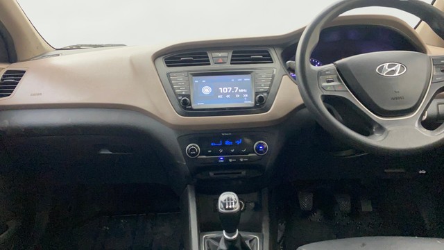 Second-hand 2017 Hyundai i20 Asta 1.4 CRDi for sale in Hyderabad-6