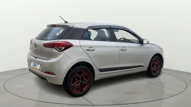 Second-hand 2017 Hyundai i20 Asta 1.4 CRDi for sale in Hyderabad-13