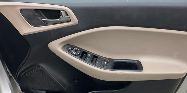 Second-hand 2017 Hyundai i20 Asta 1.4 CRDi for sale in Hyderabad-10