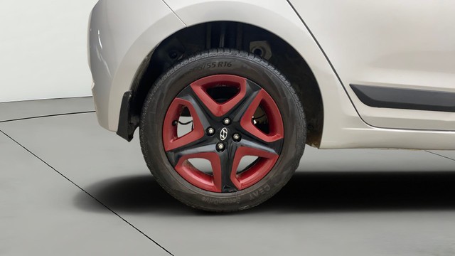 Second-hand 2017 Hyundai i20 Asta 1.4 CRDi for sale in Hyderabad-27