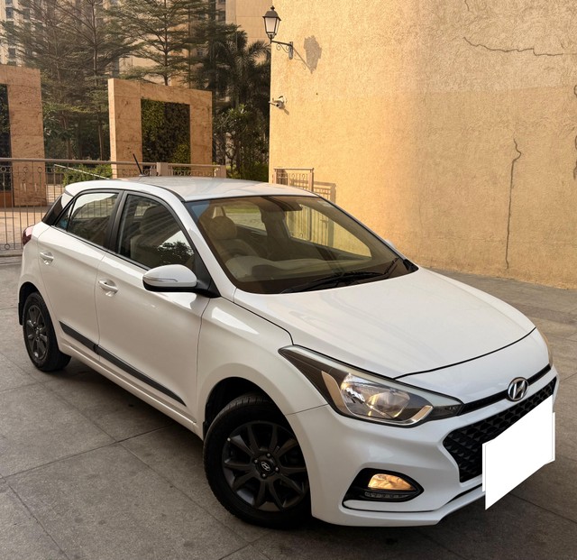 Second-hand 2018 Hyundai i20 1.2 Asta for sale in Thane-18
