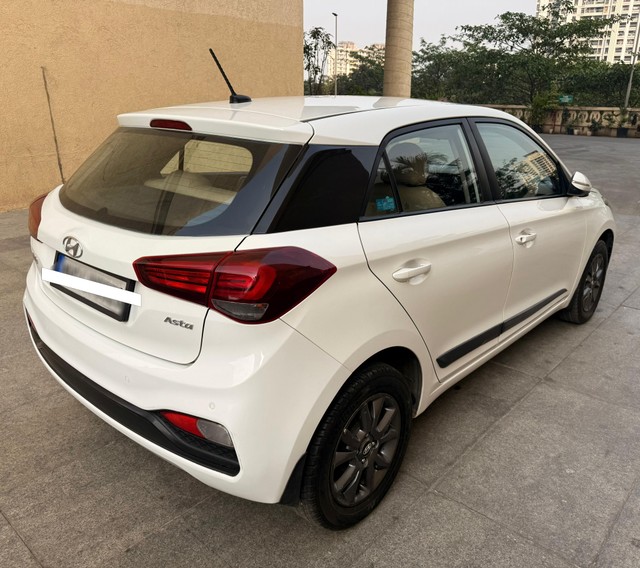 Second-hand 2018 Hyundai i20 1.2 Asta for sale in Thane-2